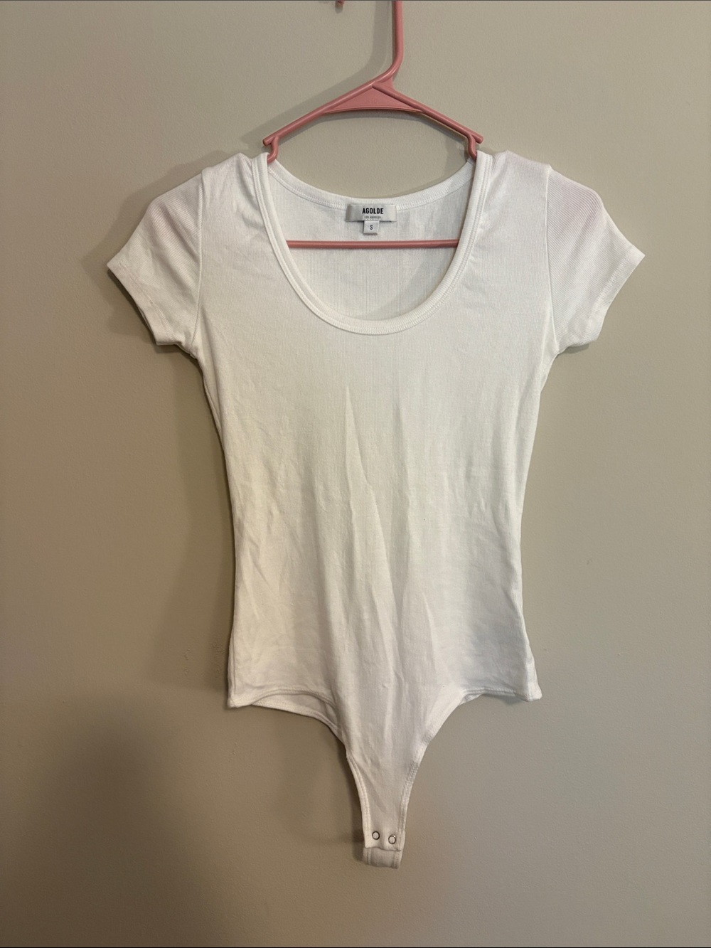 Agolde White Short-Sleeve Scoop Neck Bodysuit